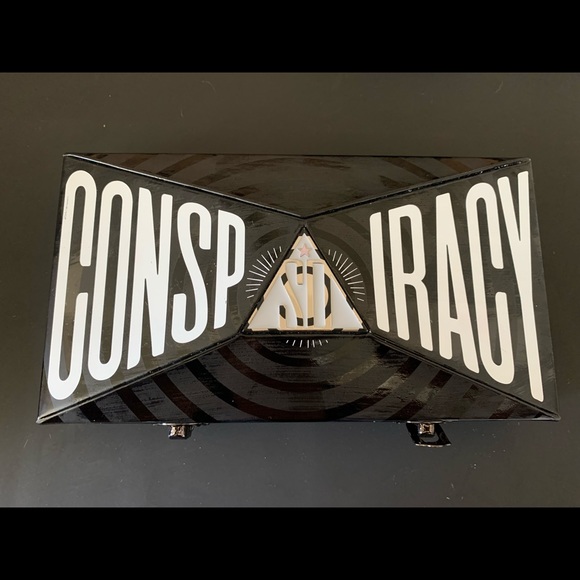 Jeffree Star Conspiracy Eyeshadow Palette - Picture 4 of 5